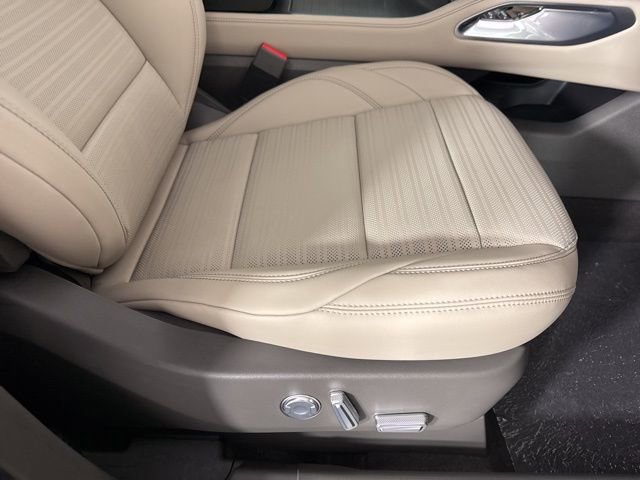 New 2025 Lincoln Nautilus Reserve w/ Jet Appearance Package image 21