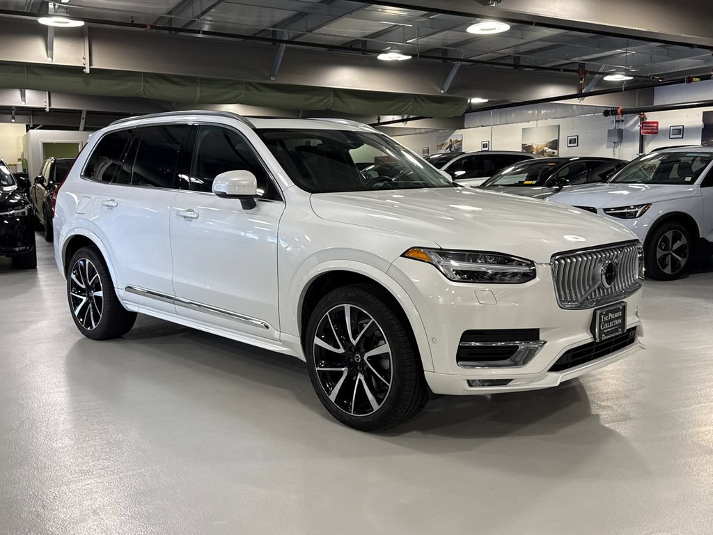 Certified 2024 Volvo XC90 B6 Ultimate w/ Lounge Package AWD/4WD image 1