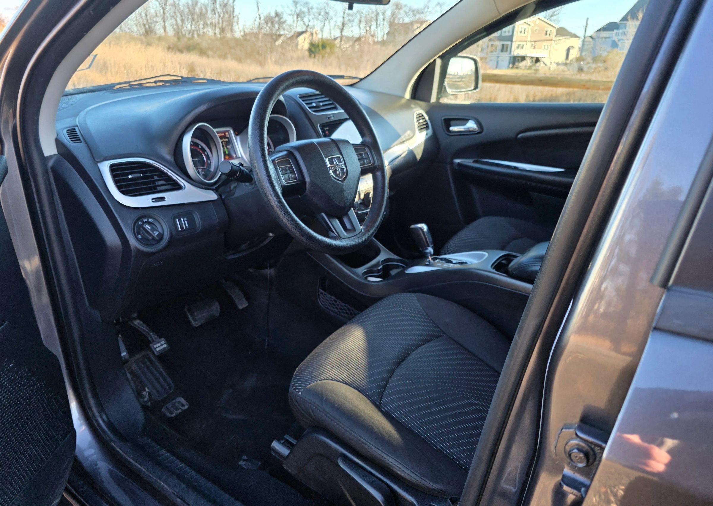 Used 2014 Dodge Journey SXT image 10