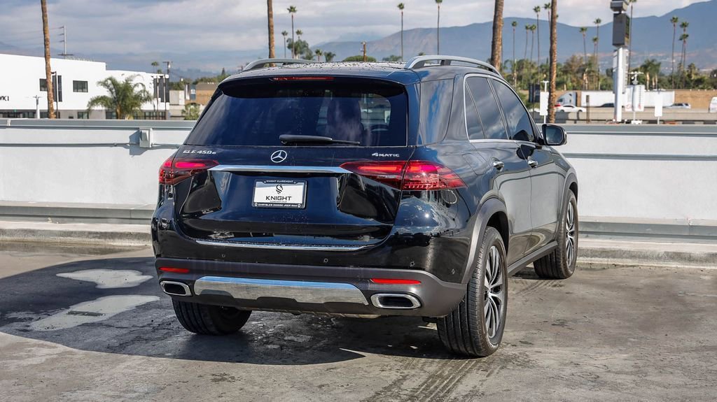 Used 2025 Mercedes-Benz GLE 450e 4MATIC image 9