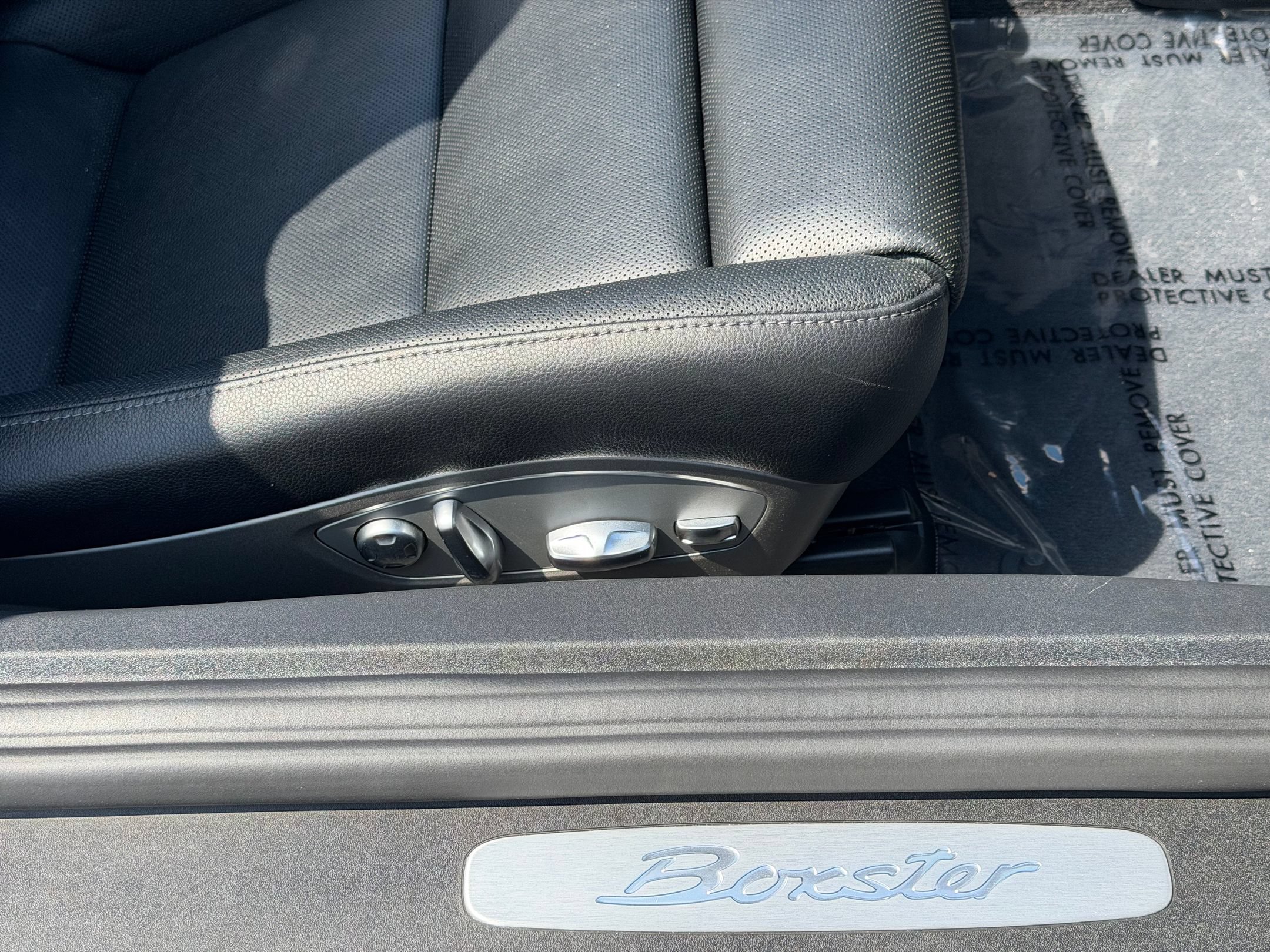 Certified 2024 Porsche 718 Boxster RWD image 23