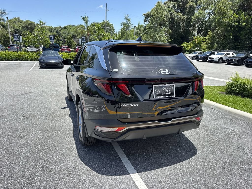 Used 2023 Hyundai Tucson SE FWD image 13