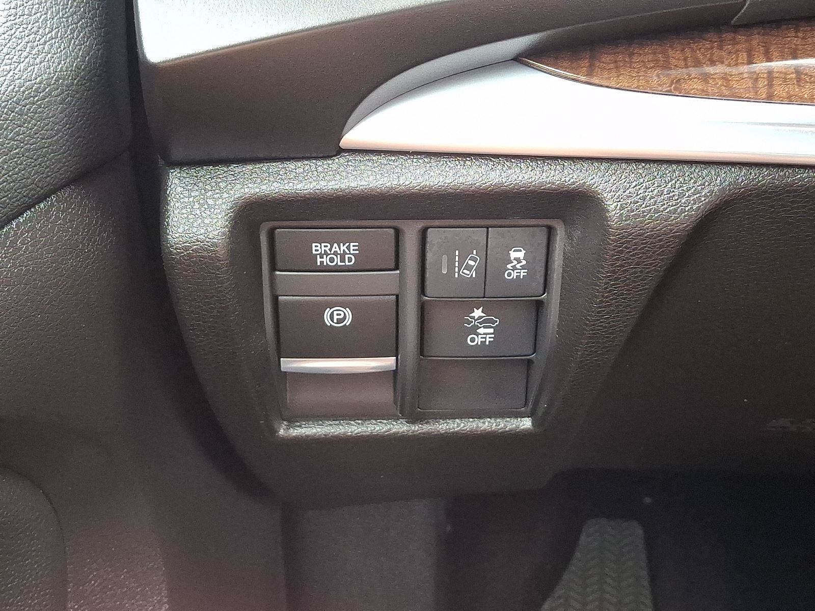 Used 2020 Acura MDX SH-AWD image 23