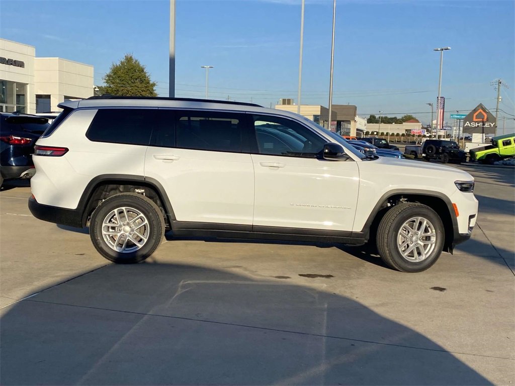 New 2025 Jeep Grand Cherokee L Laredo w/ Luxury Tech Group I image 6
