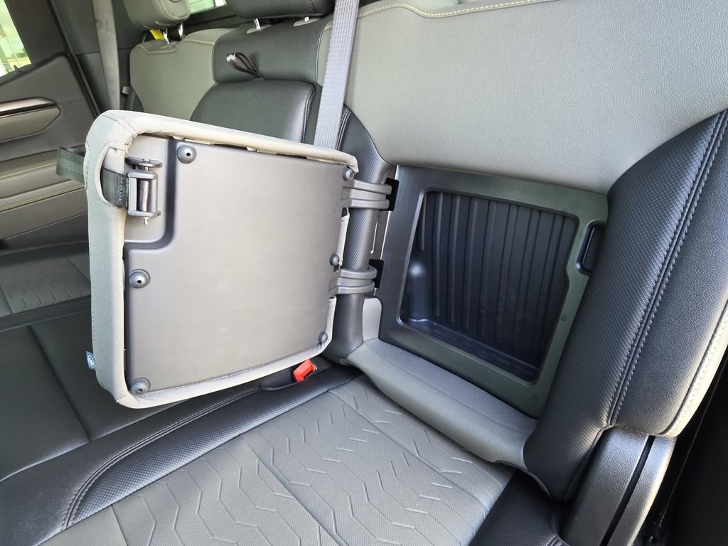 Used 2024 Chevrolet Silverado 1500 ZR2 w/ Technology Package image 11