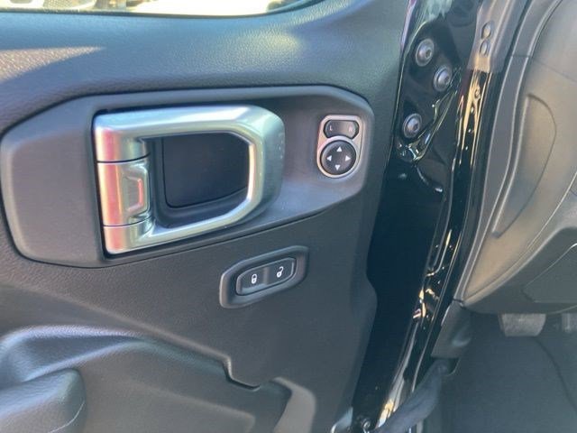 New 2025 Jeep Wrangler Sport S image 10