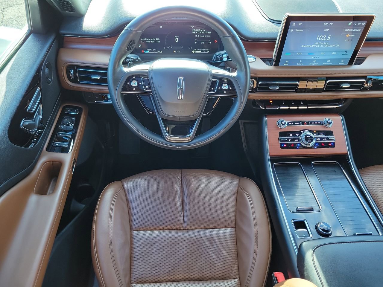 Used 2023 Lincoln Aviator Reserve w/ Elements Package Plus image 16