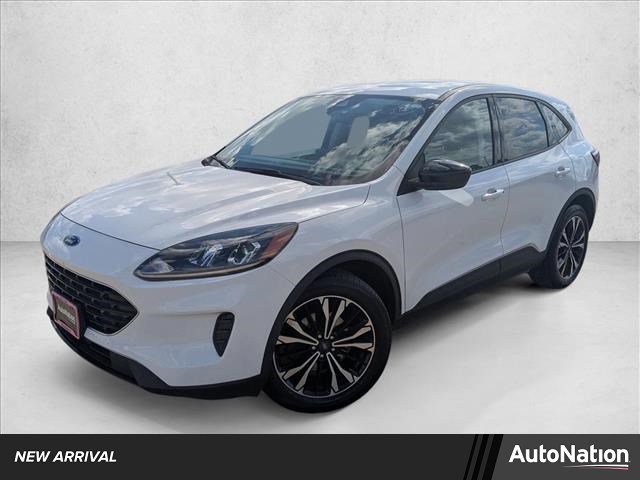 Used 2022 Ford Escape SE w/ SE Sport Appearance Package