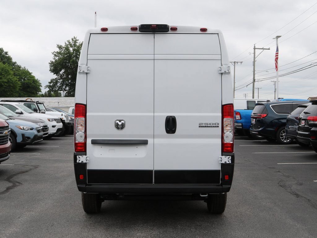 New 2024 RAM ProMaster 2500 w/ Premium Convenience Group FWD image 6
