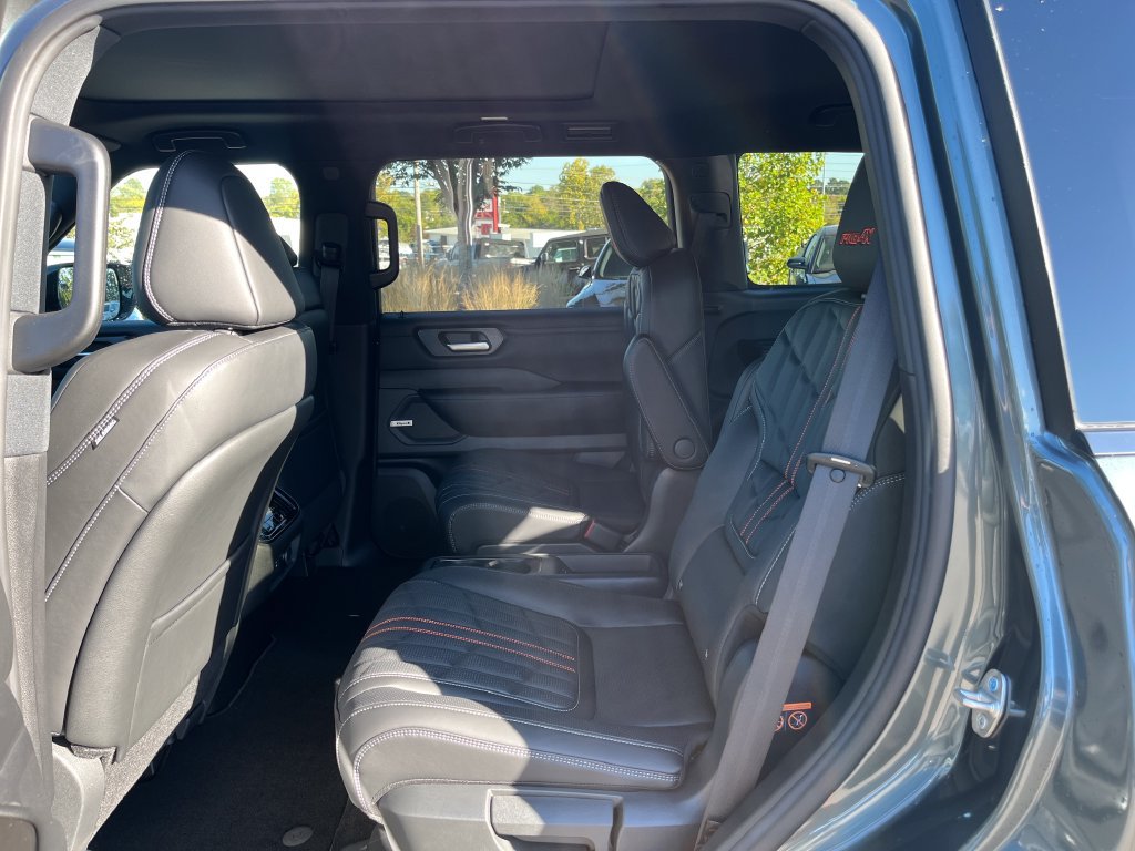 New 2026 Nissan Armada PRO-4X AWD/4WD image 32