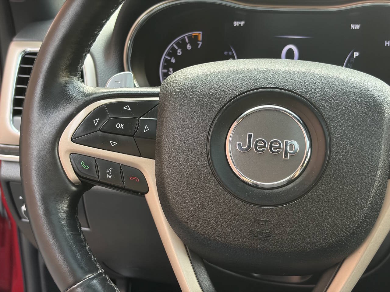 Used 2015 Jeep Grand Cherokee Limited w/ Trailer Tow Group IV AWD/4WD image 31