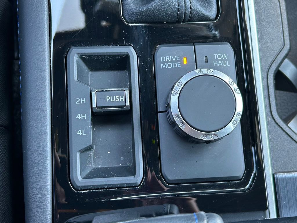 Used 2025 Toyota Tundra Platinum image 34