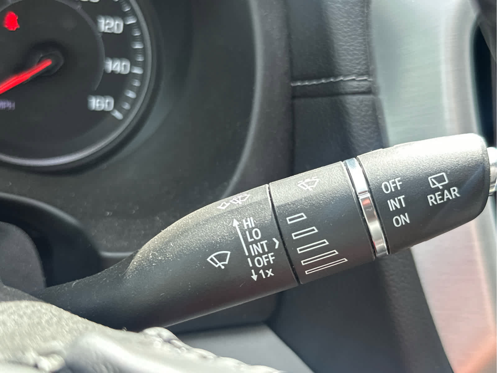 Used 2022 GMC Terrain SLT w/ Infotainment Package II image 31