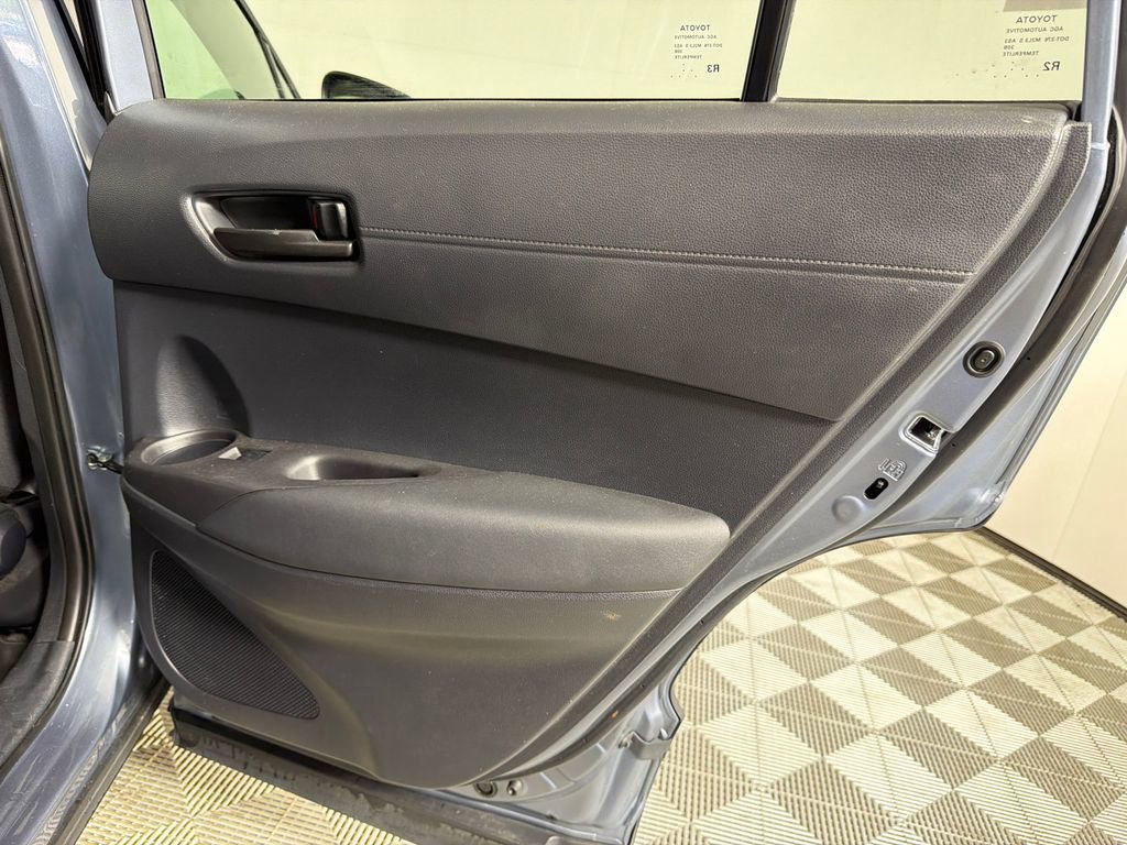 Used 2024 Toyota Corolla Cross AWD Hybrid image 16