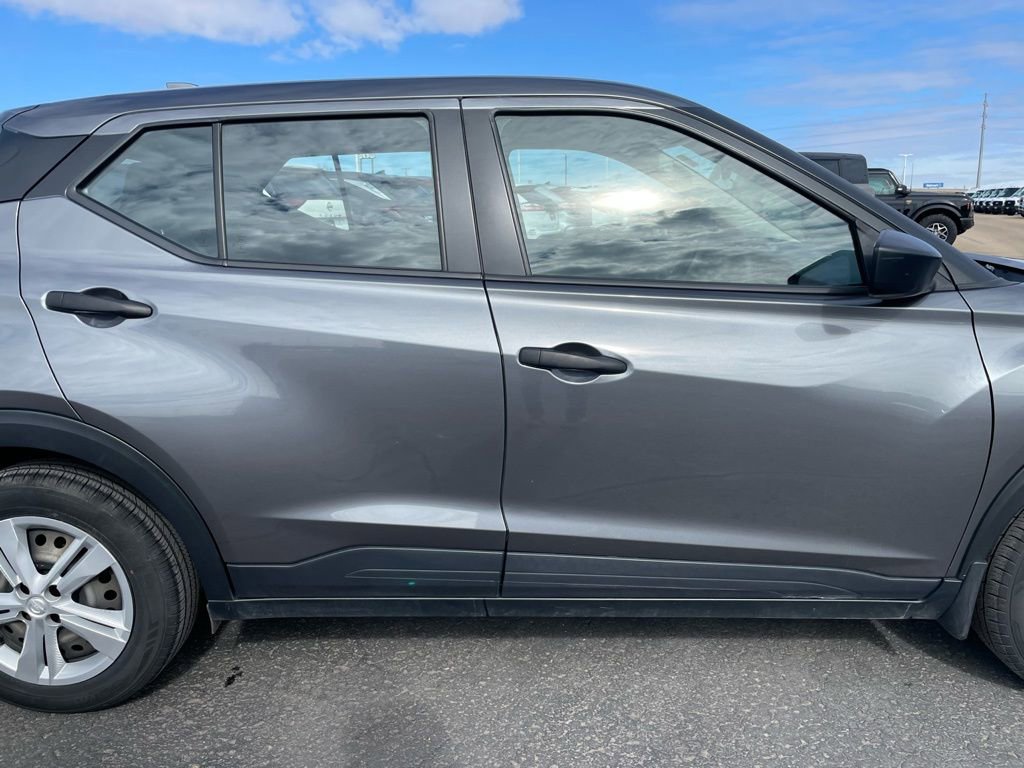 Used 2023 Nissan Kicks S FWD image 24