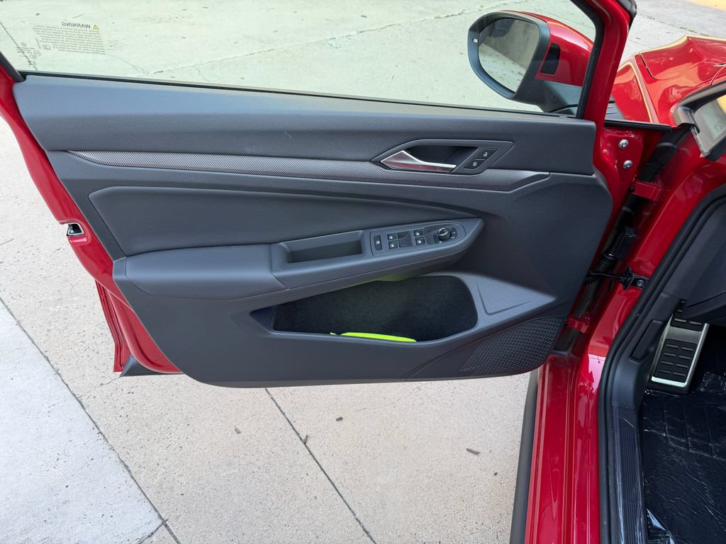 New 2026 Volkswagen GTI SE FWD image 9