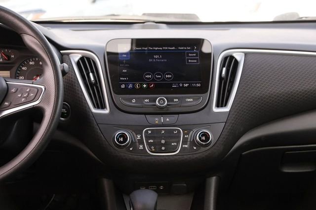 Used 2024 Chevrolet Malibu LT image 22