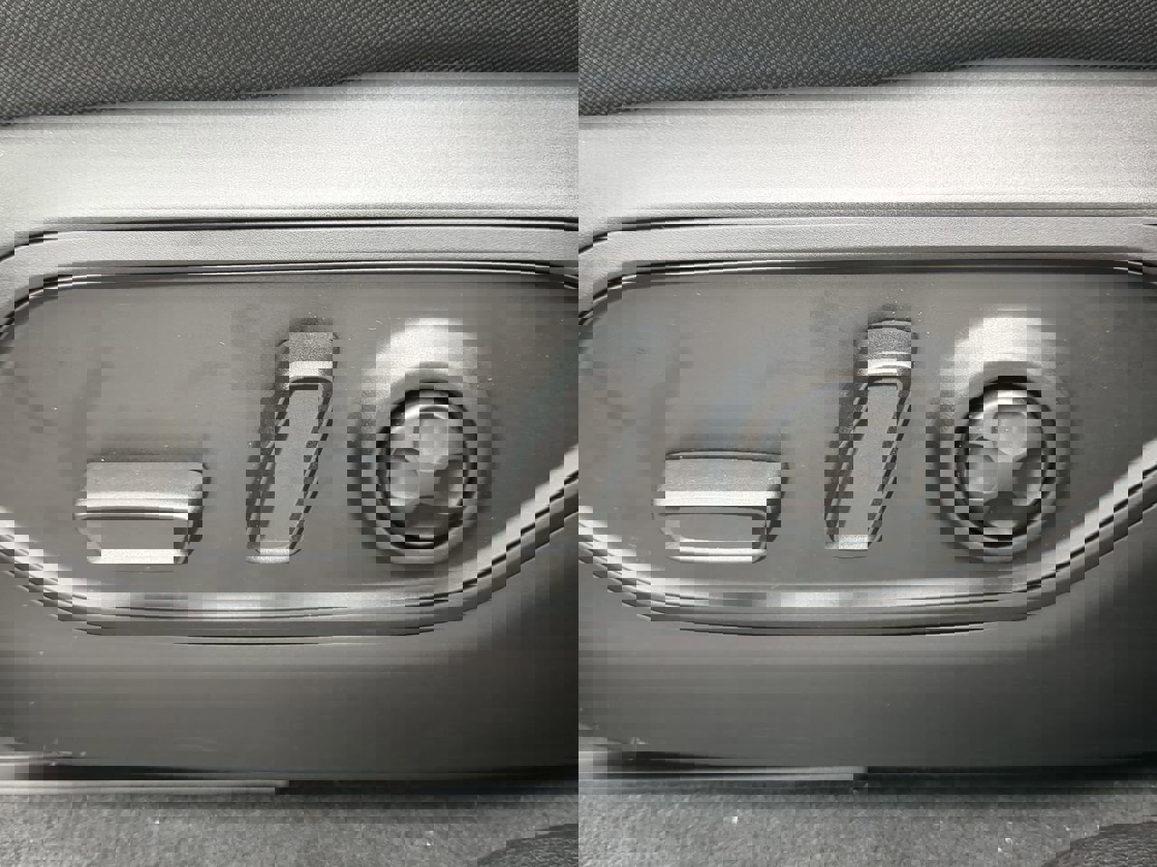 New 2025 Jeep Grand Cherokee Laredo X w/ Luxury Tech Group I image 28