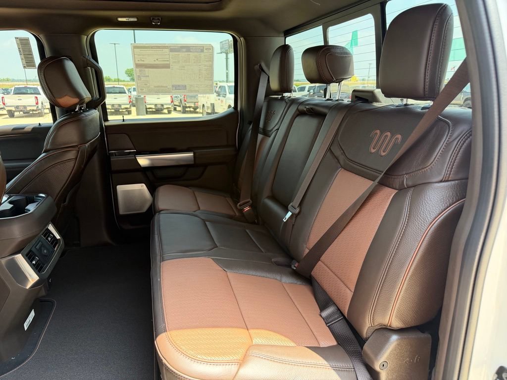 New 2026 Ford F350 King Ranch w/ FX4 Off-Road Package AWD/4WD image 16
