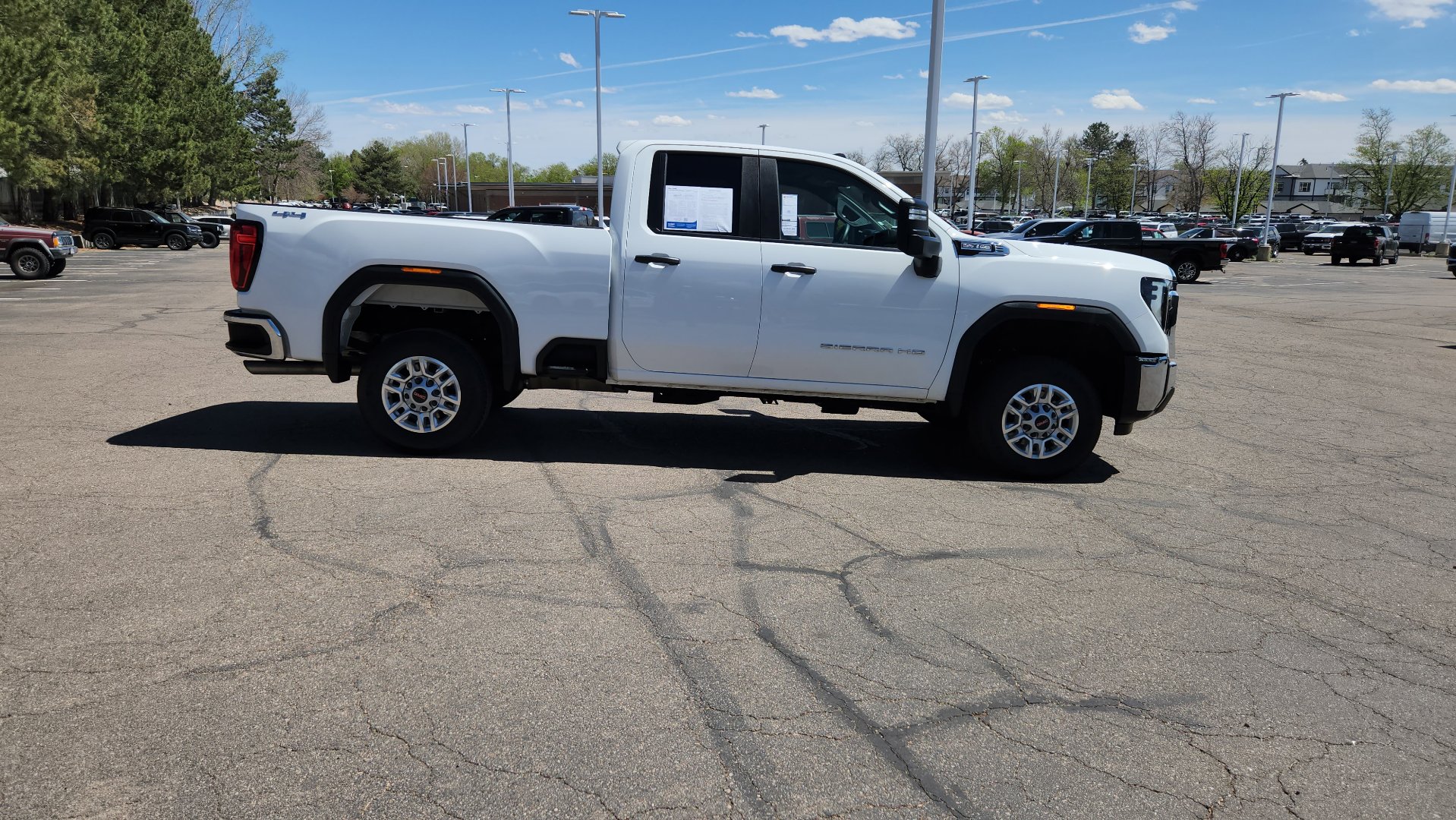 Used 2025 GMC Sierra 2500 Pro w/ Convenience Package AWD/4WD image 17