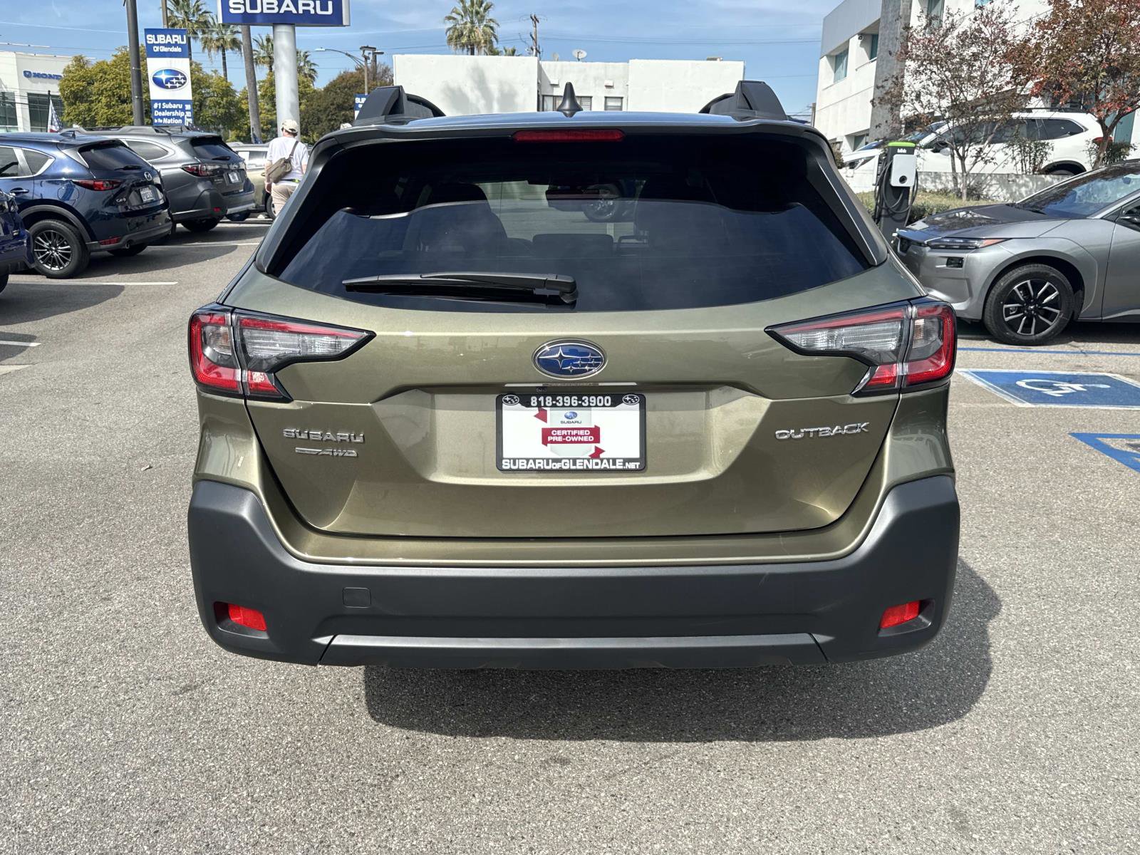 Used 2025 Subaru Outback Premium image 5