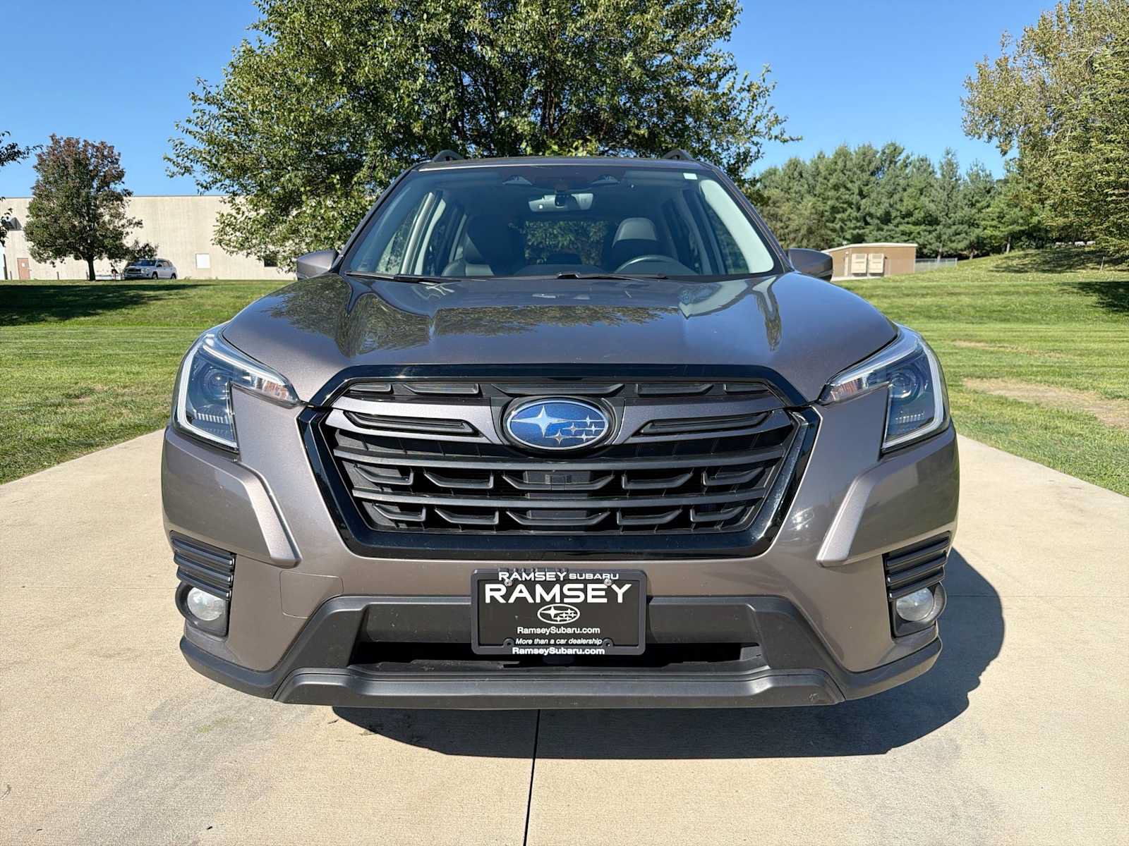 Used 2023 Subaru Forester Limited AWD/4WD image 9