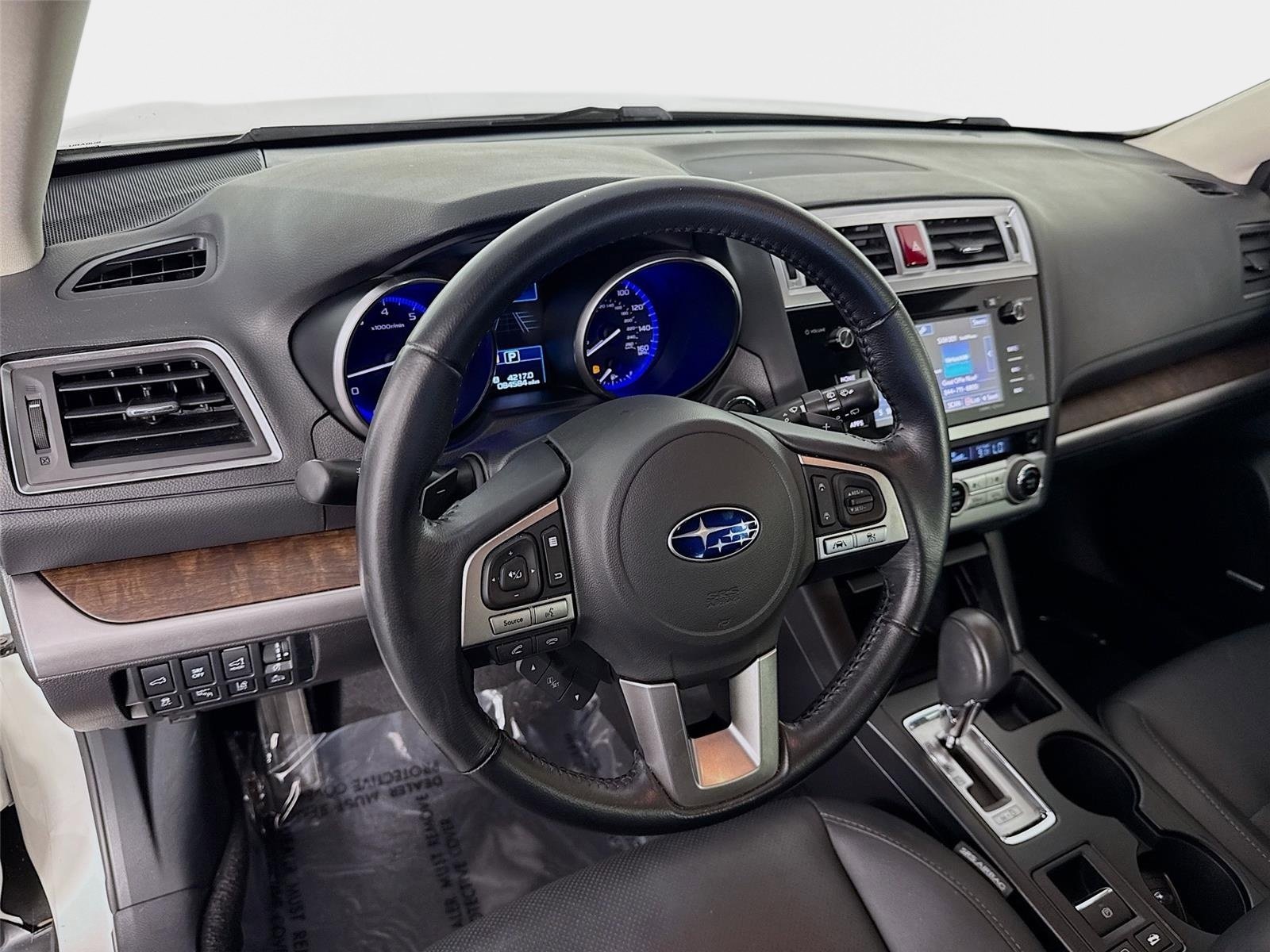 Used 2016 Subaru Outback 3.6R Limited AWD/4WD image 9