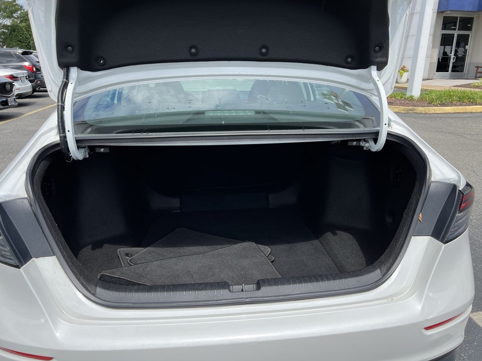 Used 2023 Honda Accord EX image 28
