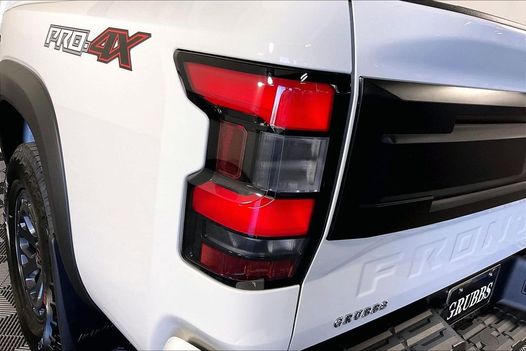 New 2026 Nissan Frontier PRO-4X w/ Pro-4x Convenience Package image 37