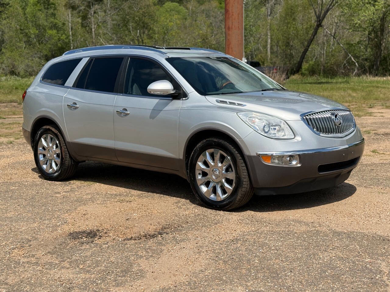 Used 2012 Buick Enclave Premium w/ LPO, Cargo Convenience Pkg FWD image 6