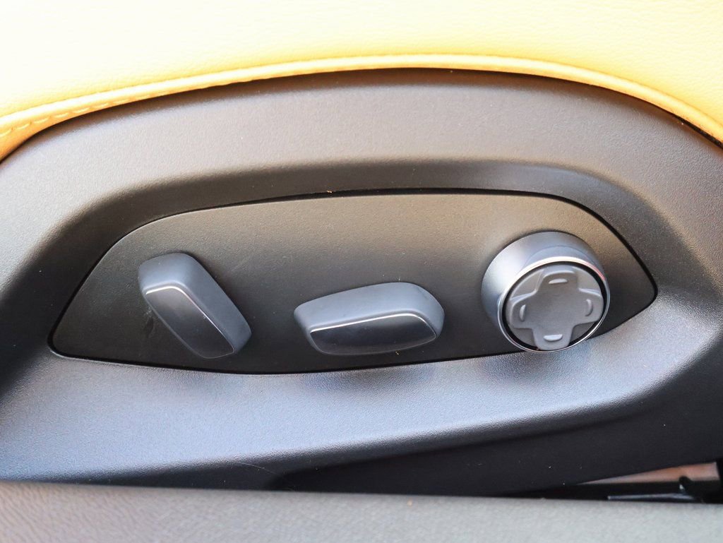 New 2026 Chevrolet Corvette Stingray Preferred Cpe w/ Chrome Exterior Badge Package image 33