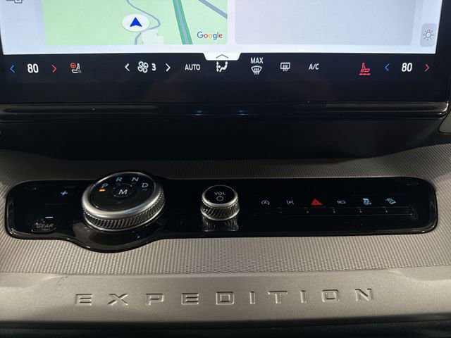Used 2025 Ford Expedition Active AWD/4WD image 15