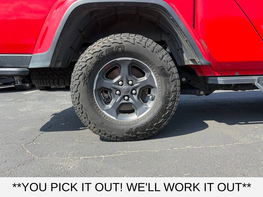 Used 2021 Jeep Gladiator Rubicon AWD/4WD image 7
