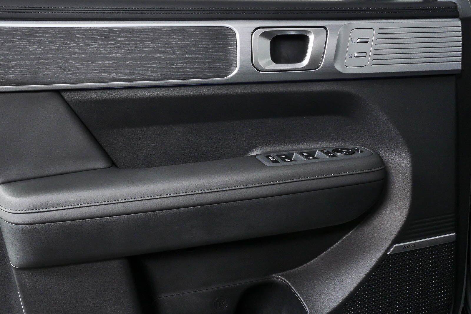 New 2026 Hyundai Santa Fe Limited FWD image 6