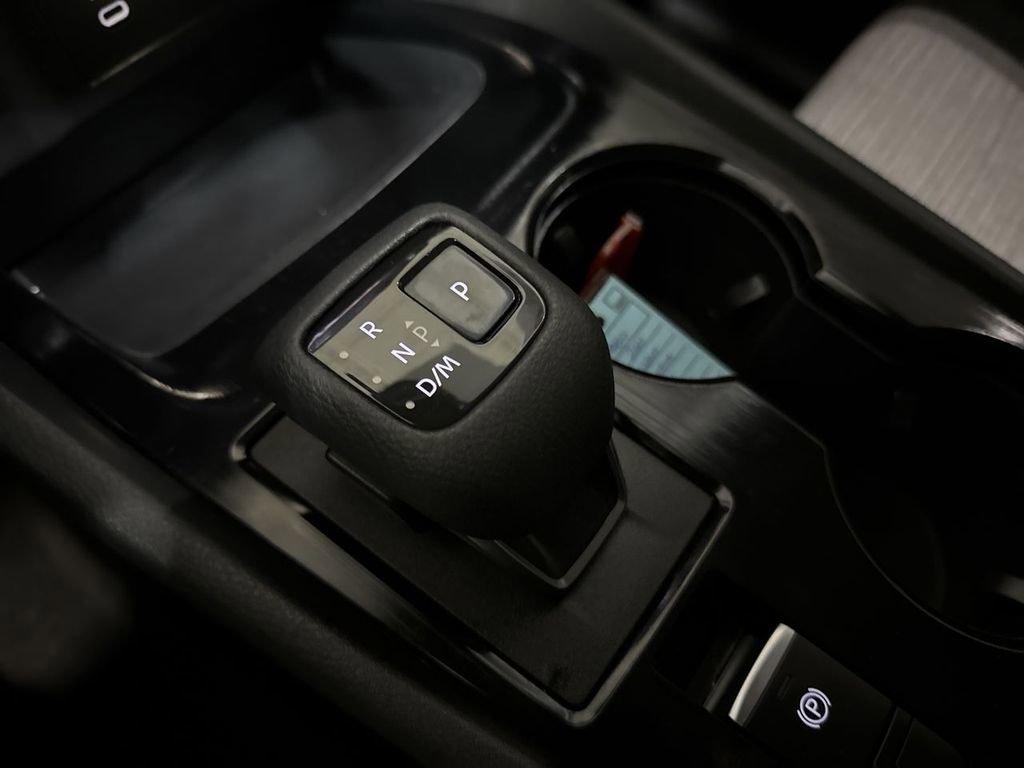 Used 2021 Nissan Rogue SV AWD/4WD image 17