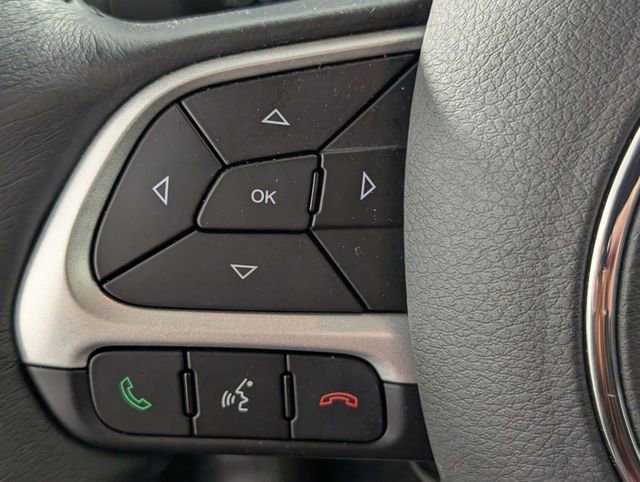 Used 2021 Jeep Renegade Latitude w/ Convenience Group image 15