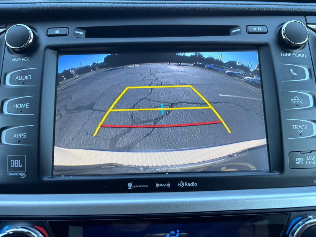 Used 2019 Toyota Highlander Limited FWD image 37
