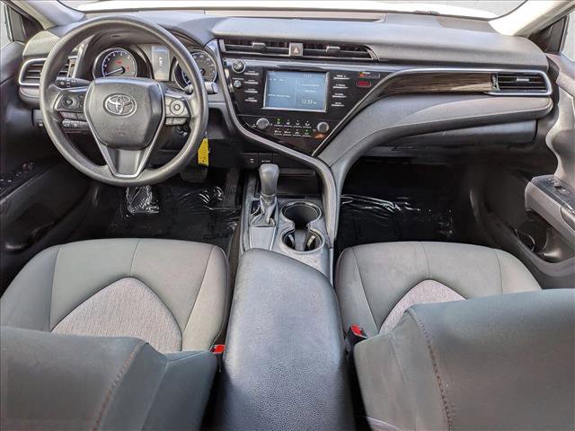 Used 2018 Toyota Camry LE image 16