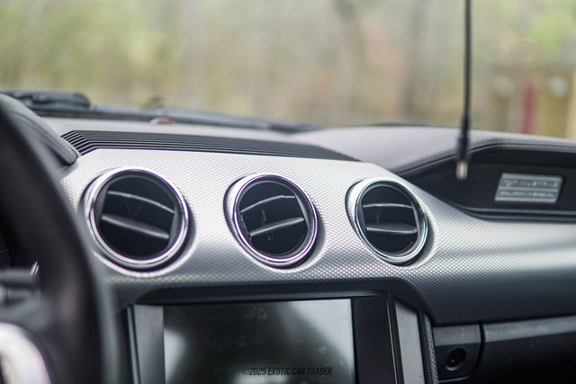 Used 2017 Ford Mustang GT Premium image 32
