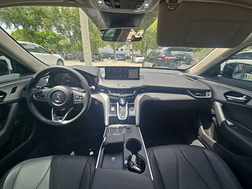 Used 2025 Acura TLX w/ Technology Package FWD image 29