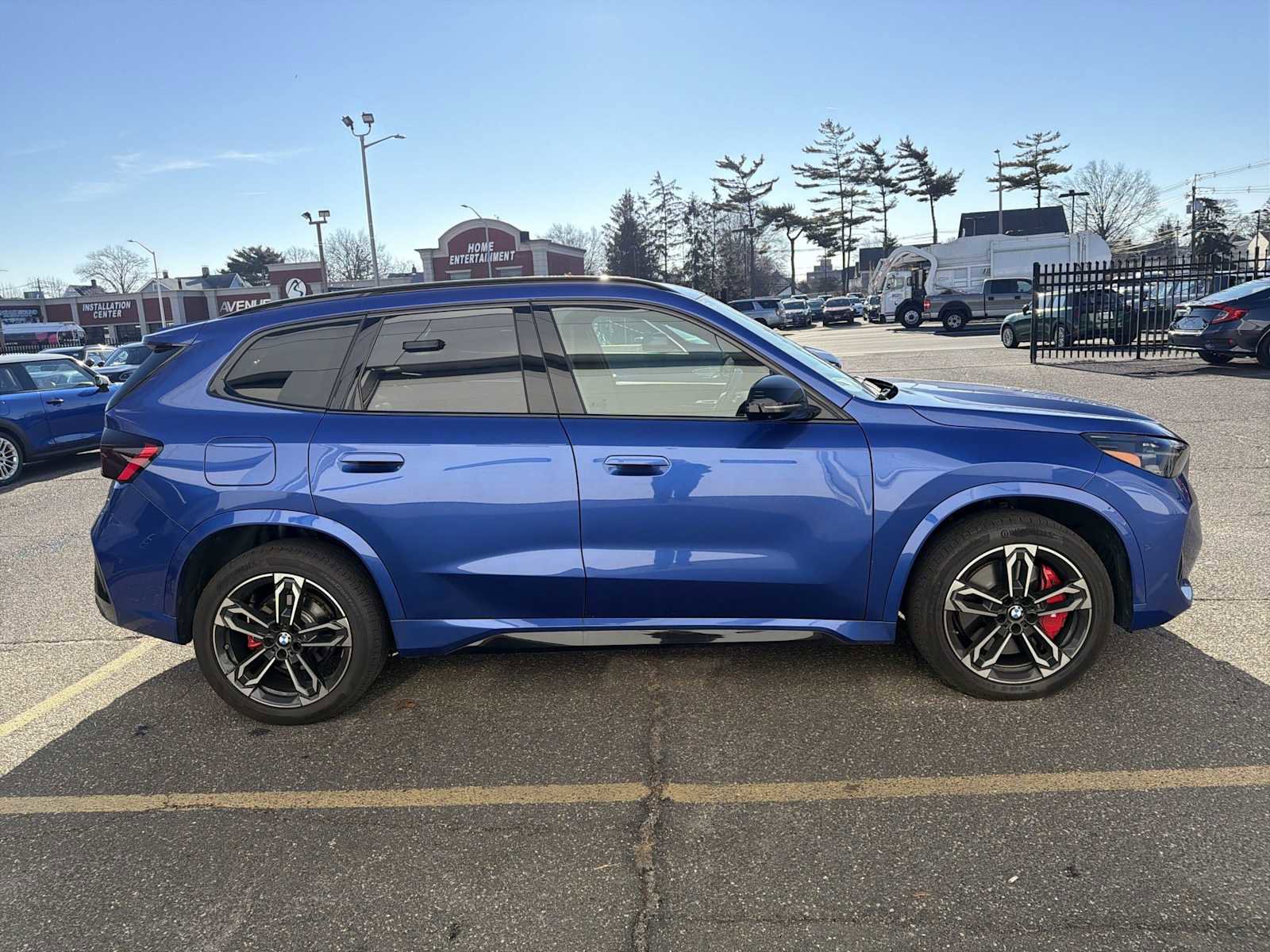 Used 2025 BMW X1 xDrive28i w/ Technology Package image 7