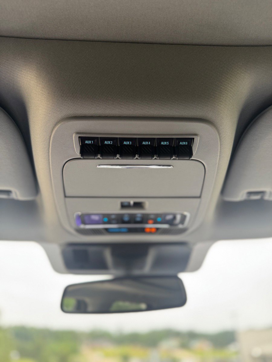 New 2023 Ford F250 Lariat w/ Lariat Ultimate Package image 44