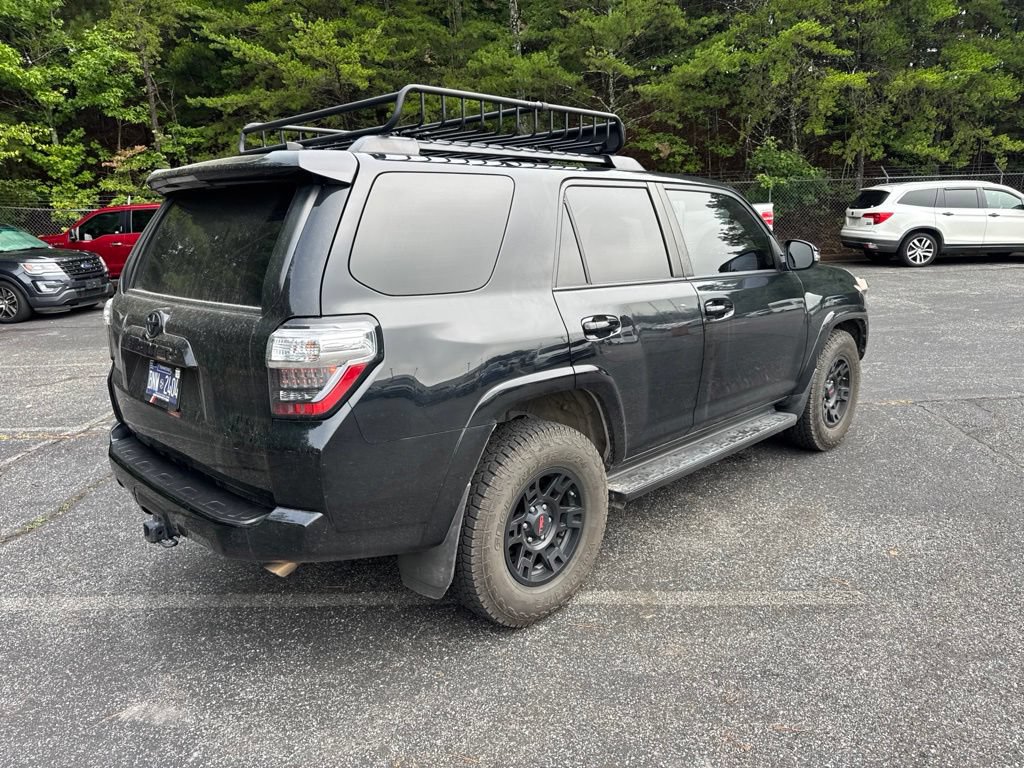 Used 2021 Toyota 4Runner Venture w/ Moonroof Package AWD/4WD image 9