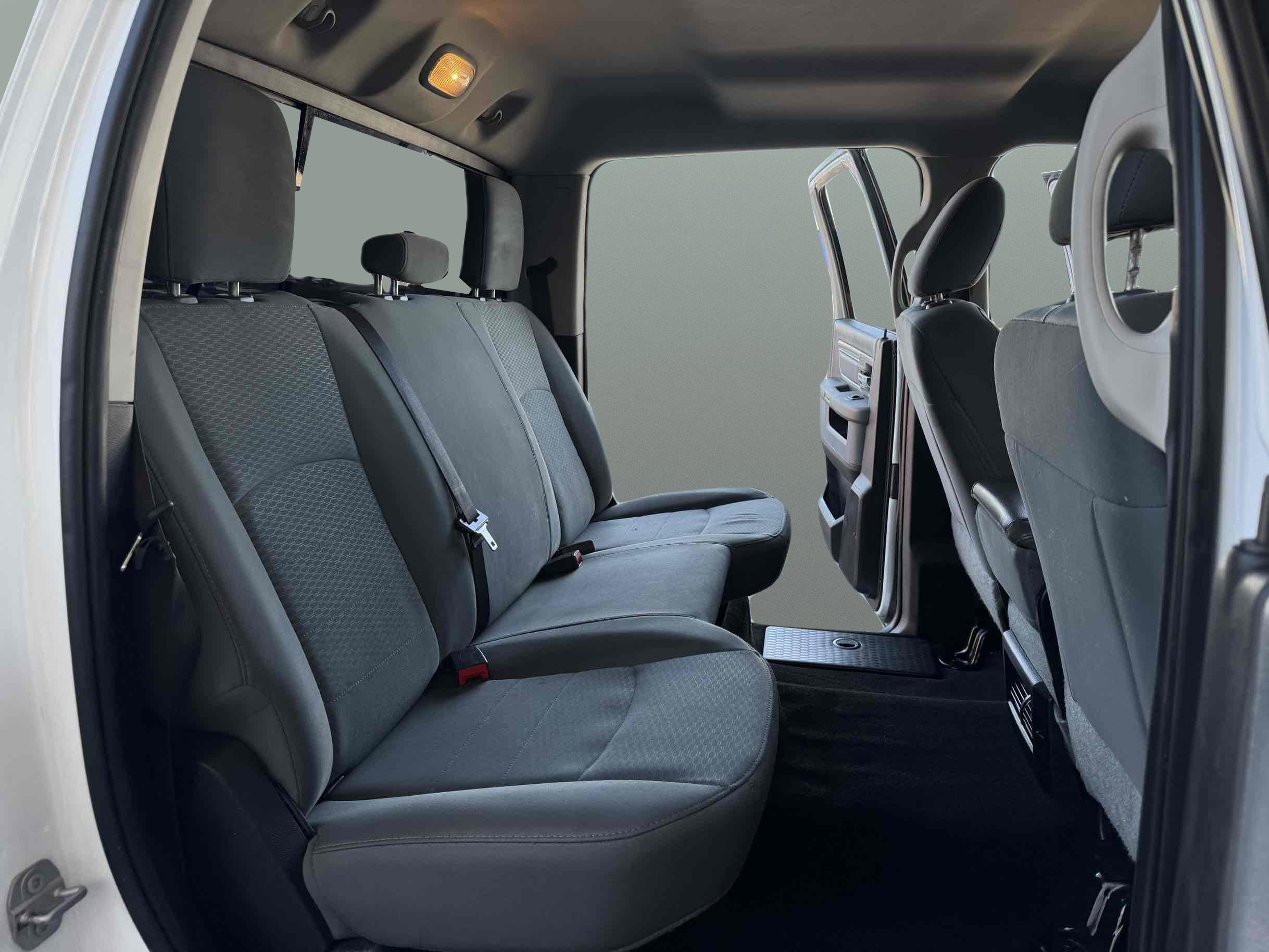 Used 2017 RAM 2500 SLT AWD/4WD image 12