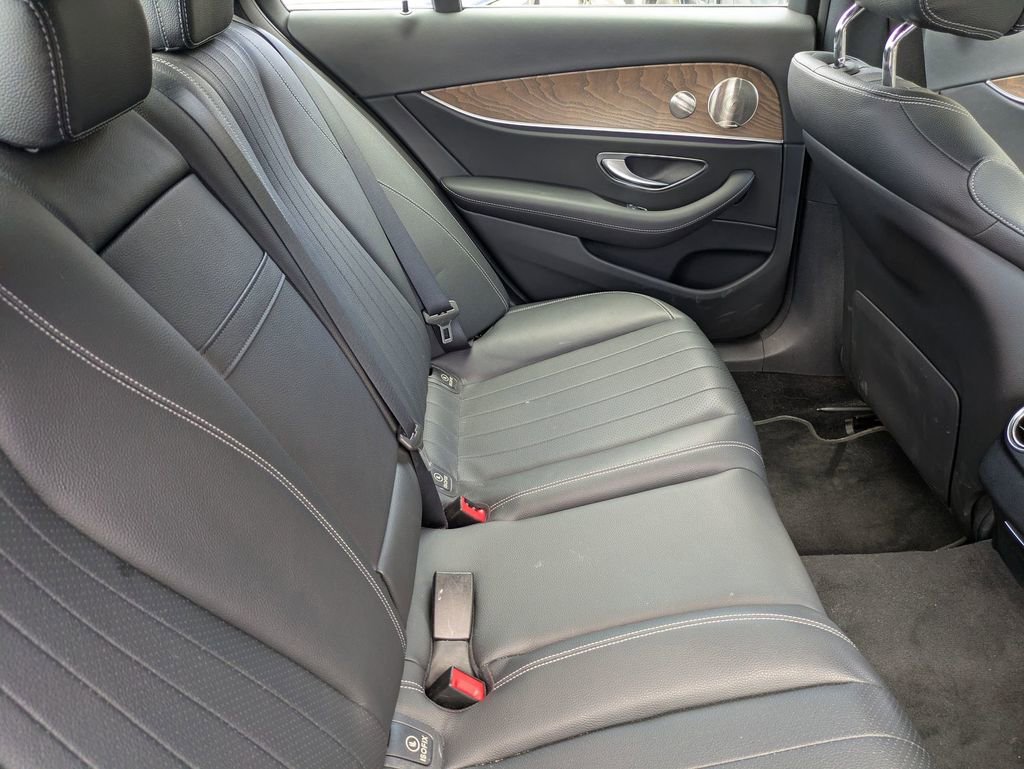 Used 2021 Mercedes-Benz E 350 4MATIC Sedan image 36