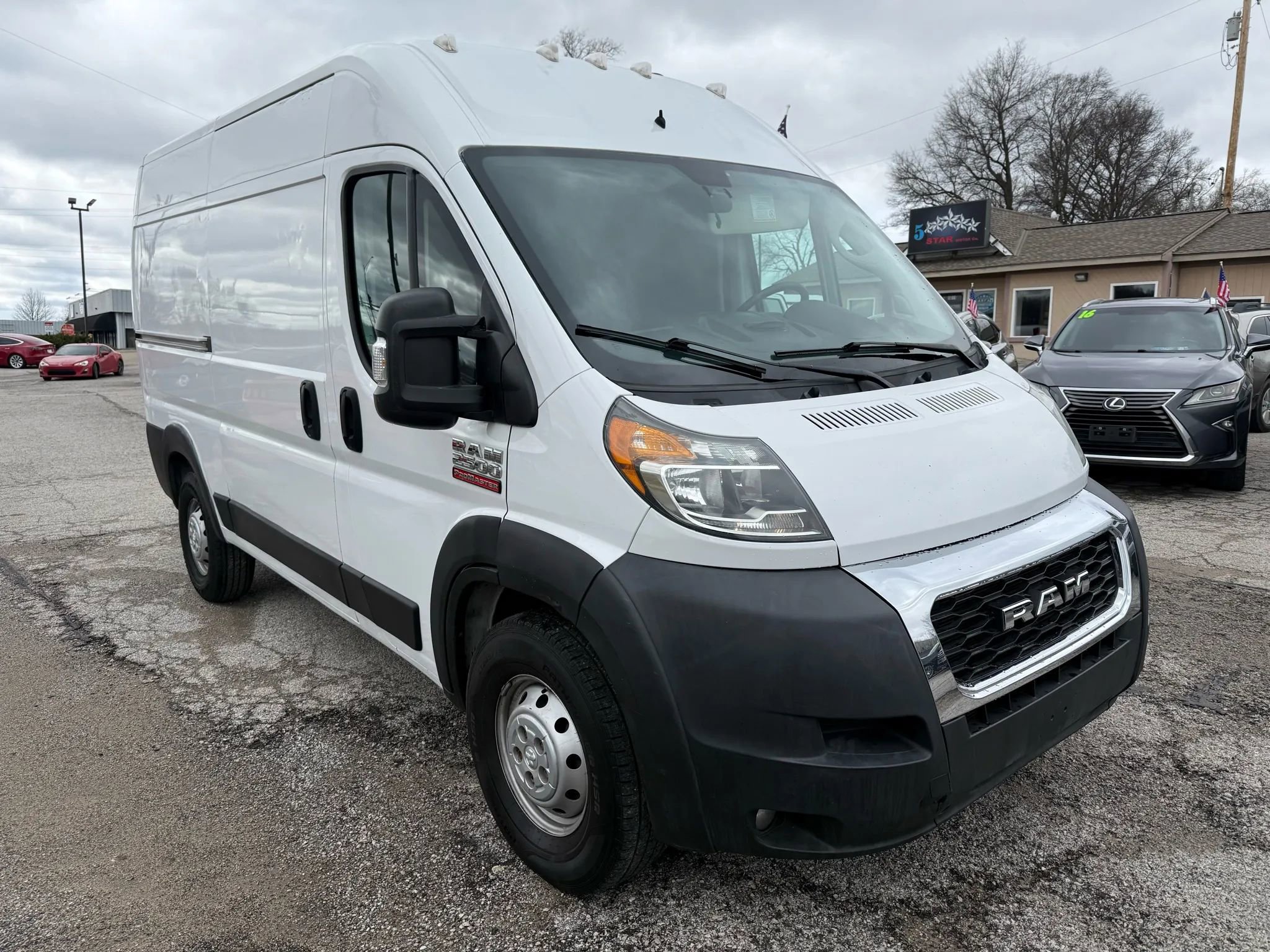 Used 2020 RAM ProMaster 2500 w/ Premium Appearance Group image 1