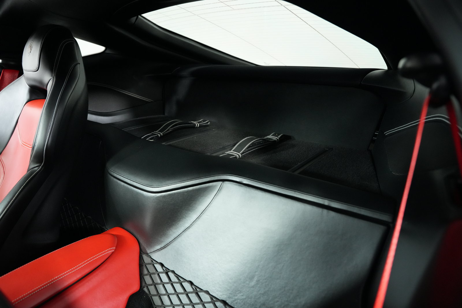 Used 2014 Ferrari F12 Berlinetta RWD image 38