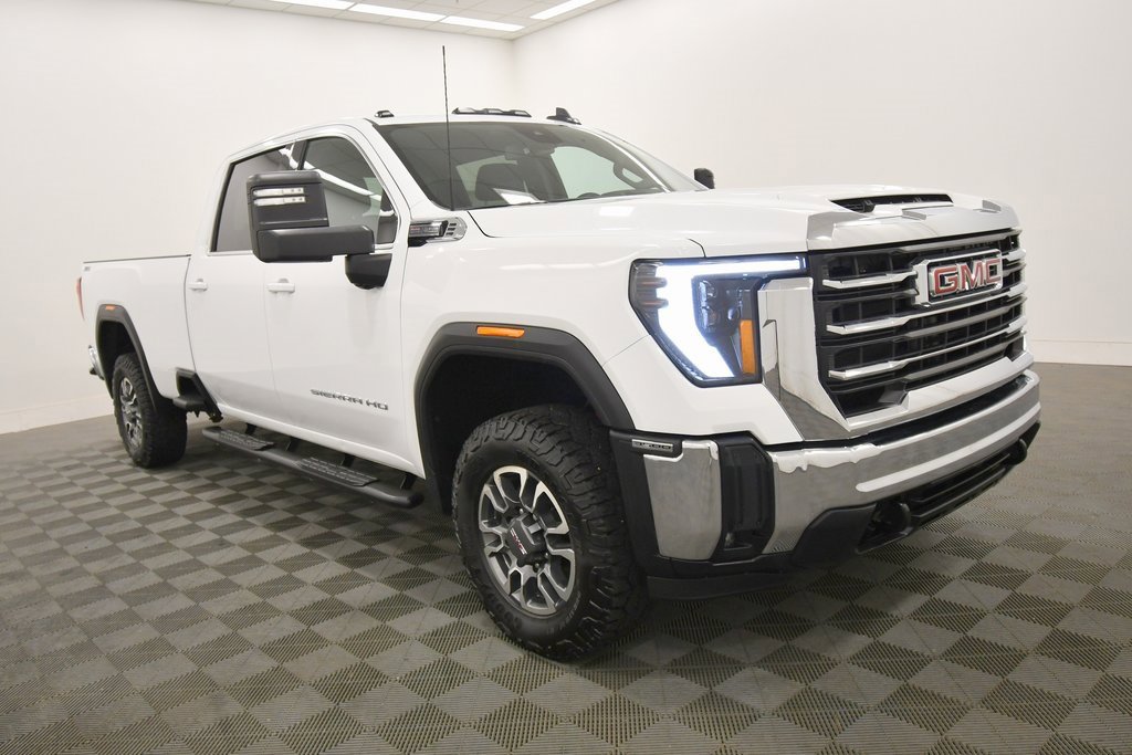 Used 2024 GMC Sierra 3500 SLE image 9