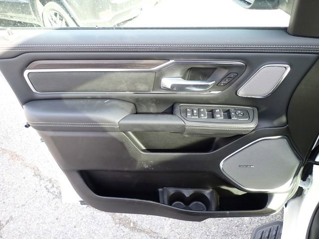 New 2026 RAM 1500 Laramie w/ Night Edition AWD/4WD image 15