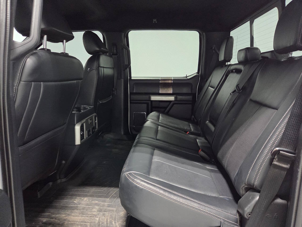 Used 2022 Ford F250 Lariat w/ Lariat Value Package AWD/4WD image 13